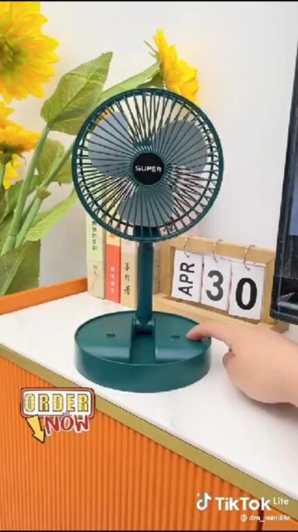 Rechargeable portable fan