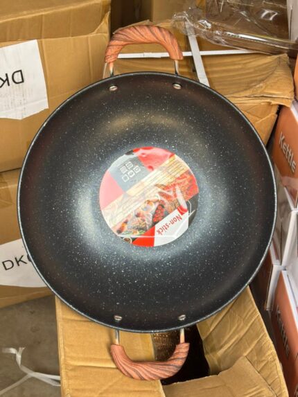 Nonstick frying pan 001